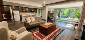 Hidden Gem of Thornhill (Ravine+Pool+Hot tub) - Image 4