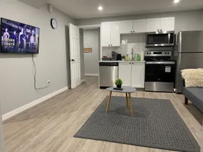 Guest Suite in Regina - Feels like home - Image 2