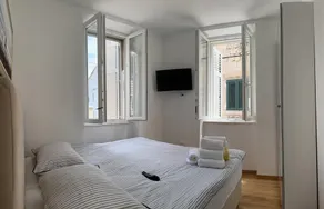 Old Town Apolon Luxury apartment - Image 3