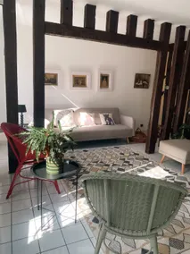 ”In the name of the rose”, beautiful 3 rooms in the city center - Image 3