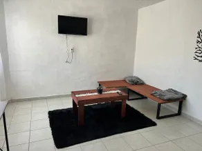 Entire apartment 5 - Image 3