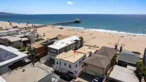 Beach Pad on The Strand Steps from the Pier - Image 3