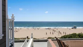 Beach Pad on The Strand Steps from the Pier - Image 4
