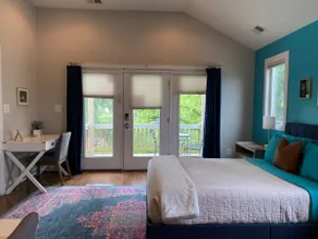 Cute room, kitchenette & deck! Heart of Del Ray - Image 5