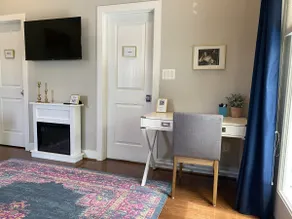 Cute room, kitchenette & deck! Heart of Del Ray - Image 4