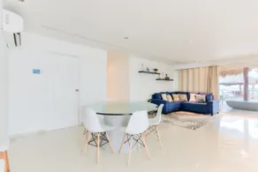 Lakefront house with air conditioning - Image 2