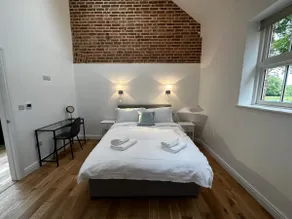 No.1 The Mews - Stitch's Stable - Image 3