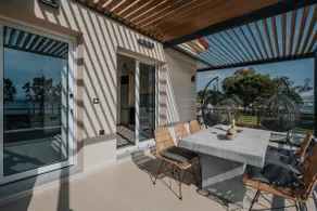 East Bridge Suite - Image 2