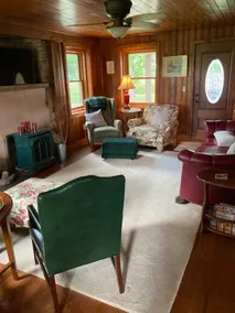 Historic home with Mountain views~close to golf~ - Image 3