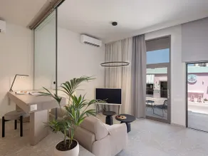 Ares Luxurious Residence - Image 2