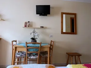 Sesto-Carosello 3000 Studio Apartment - Image 3
