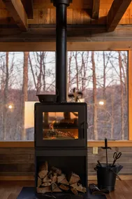 Modern log cabin w/ mountain views - Image 4