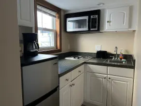 lovely 1-bedroom apartment with pool unit 1A - Image 4