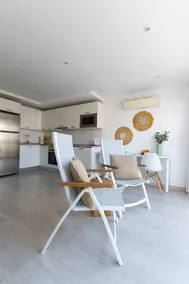 A spacious, newly renovated apartment. - Image 5