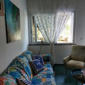 House with garden close to the beach free parking - Image 3
