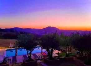 Villa overlooking Paradiso San Leo - Image 2