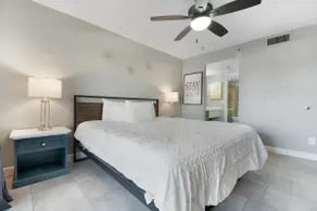 Desert Teal Condo w/Resort Pool Pass! - Image 2