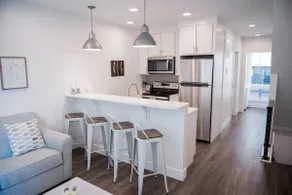 Rooftop Condo in TC w/ Bay Views - Image 2