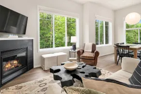 Urban Escape - Newly Remodeled Home Unit 4 - Image 2