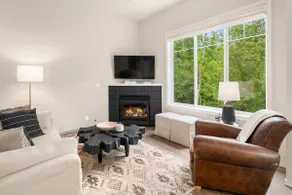 Urban Escape - Newly Remodeled Home Unit 4 - Image 4
