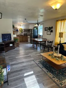 Cottage on Summit - Image 2