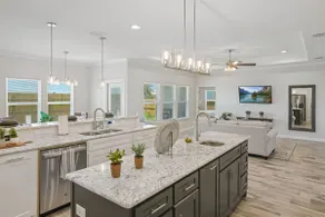 NEW Modern 5BR | 3 King + 3 Queen + 2Full Pool - Image 5