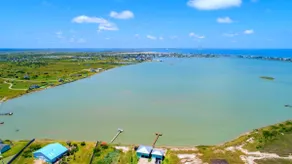 NEW Modern 5BR | 3 King + 3 Queen + 2Full Pool - Image 3