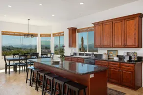 Ocean Breeze Orchard Villa- Hilltop Family Retreat - Image 2