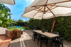 The Rosa's Luxury House - Image 4