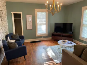Home in Lovely & Quiet Historic District - Image 2