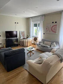 Luxury Apartment - Image 2