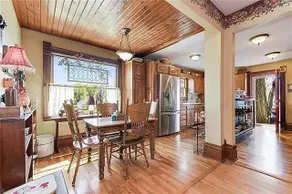 Apple Blossom Inn - Image 3