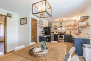 Blu Casa - Lakeside, 5 King beds, Secluded - Image 3