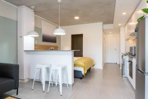 Coral Point Executive studio Apartment E316 - Image 3