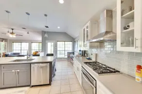 4BR • Family Friendly • Hot Tub • Sleeps 12 - Image 4