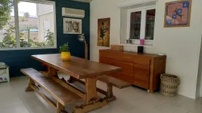 Large family home, pool - Image 4