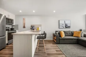 Rockland Oasis: 1BR + Parking - Image 4