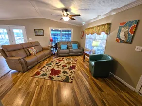 Big Boathouse, Screened Porch, Firepit, 3 King Bed - Image 2