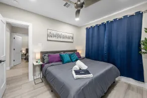 Stunning Getaway in Downtown & Midtown - Image 5