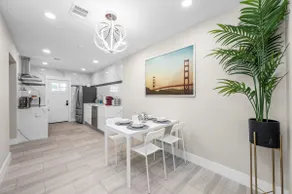 Stunning Getaway in Downtown & Midtown - Image 4