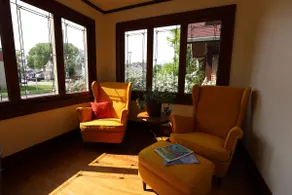 Historic Downtown Bungalow - Image 3