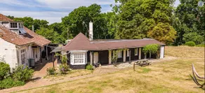 Unique English Heritage Escape in *Bembridge* IOW - Image 2