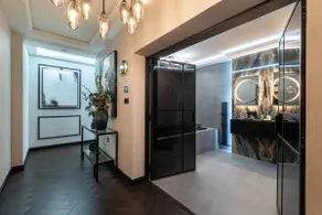 Luxury City Centre Oasis - Lux Spa Bath - Romantic - Image 3