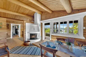 Big log cabin with panorama view - Image 5