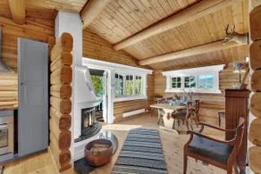 Big log cabin with panorama view - Image 3