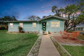 MidCenturyCharm/Pet/HotTub/EV240/FirePit/Walk-Main - Image 5
