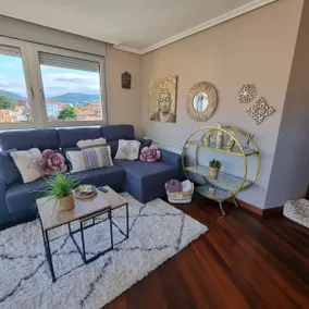 beautiful and an impeccable home - Image 2