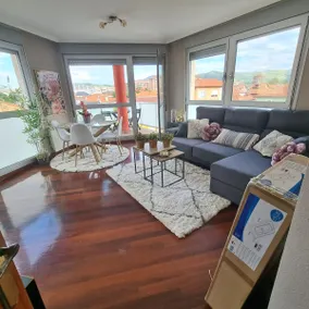 beautiful and an impeccable home - Image 4