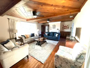 Grand Historic Home By UC Davis - Image 3