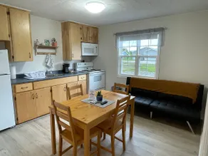 Arrow Suite No. 6 at Buoy & Arrow - Image 3